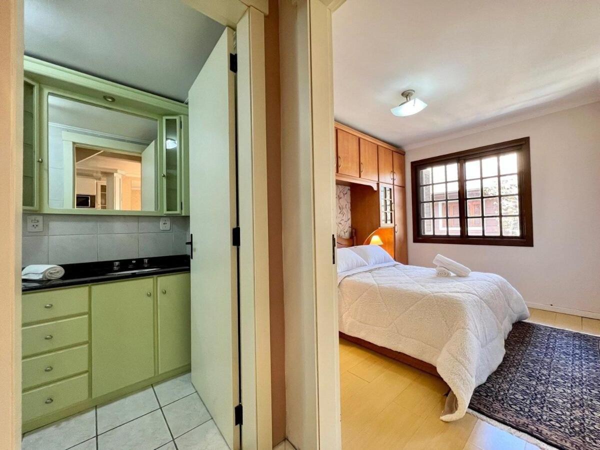 Apartamento San Pietro Centro 3 Dorm By Achei Temporada Грамаду Екстериор снимка