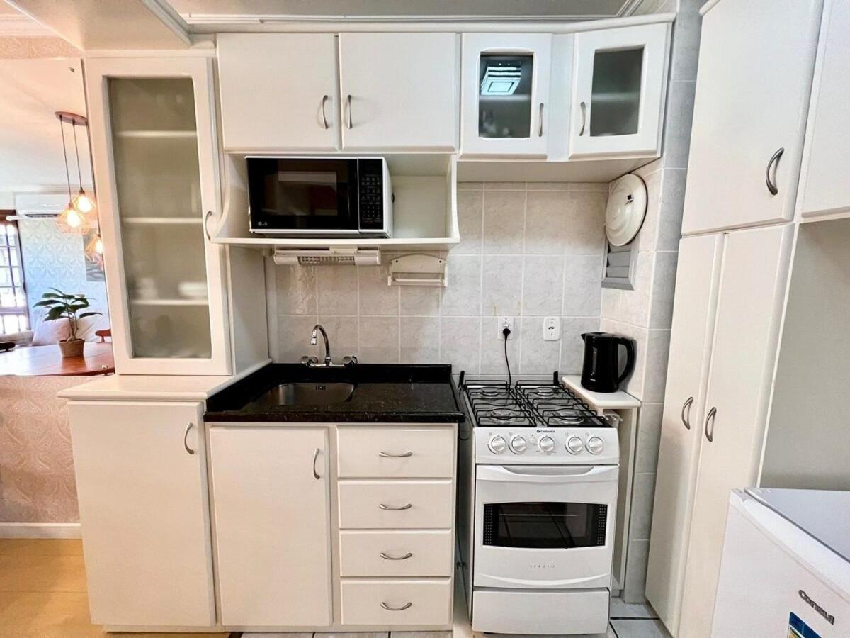 Apartamento San Pietro Centro 3 Dorm By Achei Temporada Грамаду Екстериор снимка